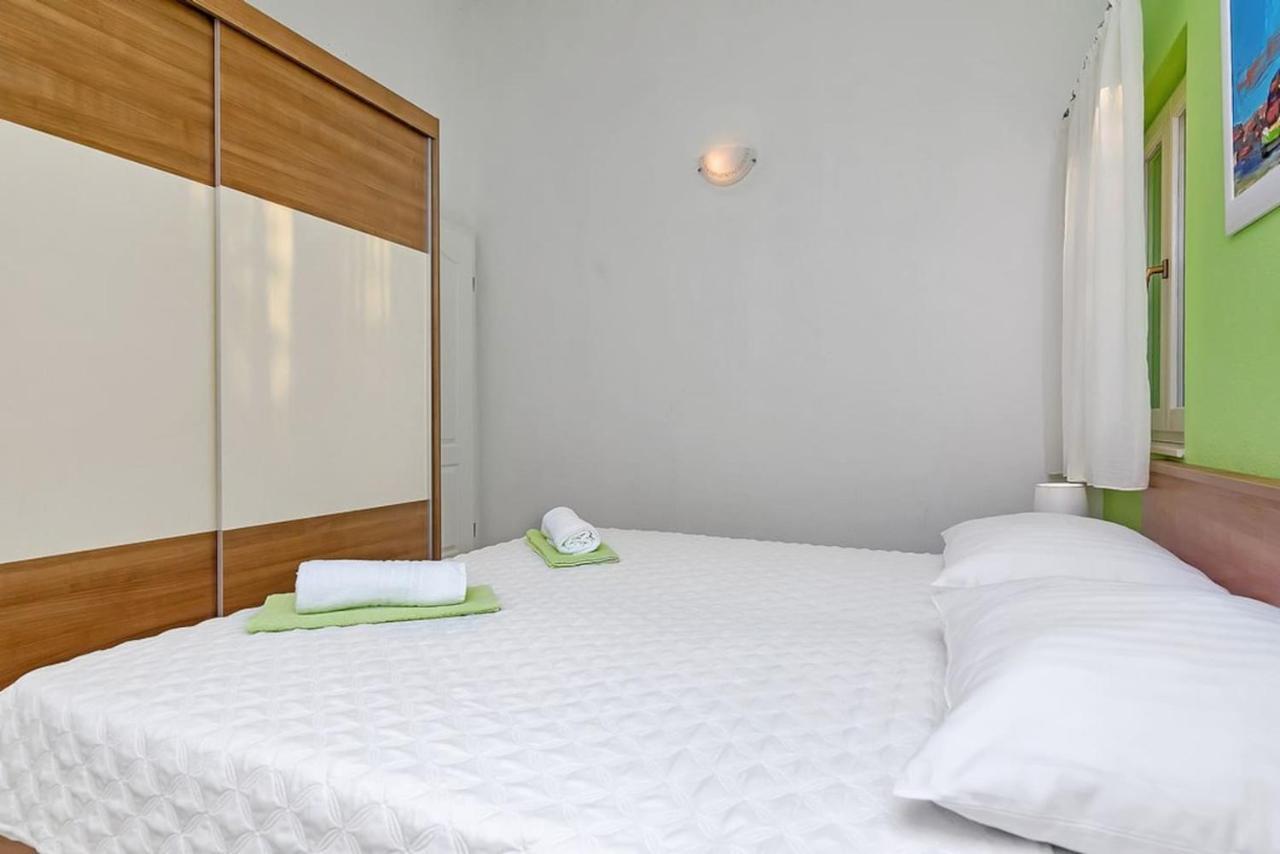 Holiday Home Colla Тучепи Экстерьер фото